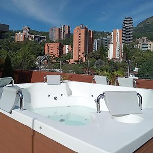Hotel Lomas 10 Medellin By Dico